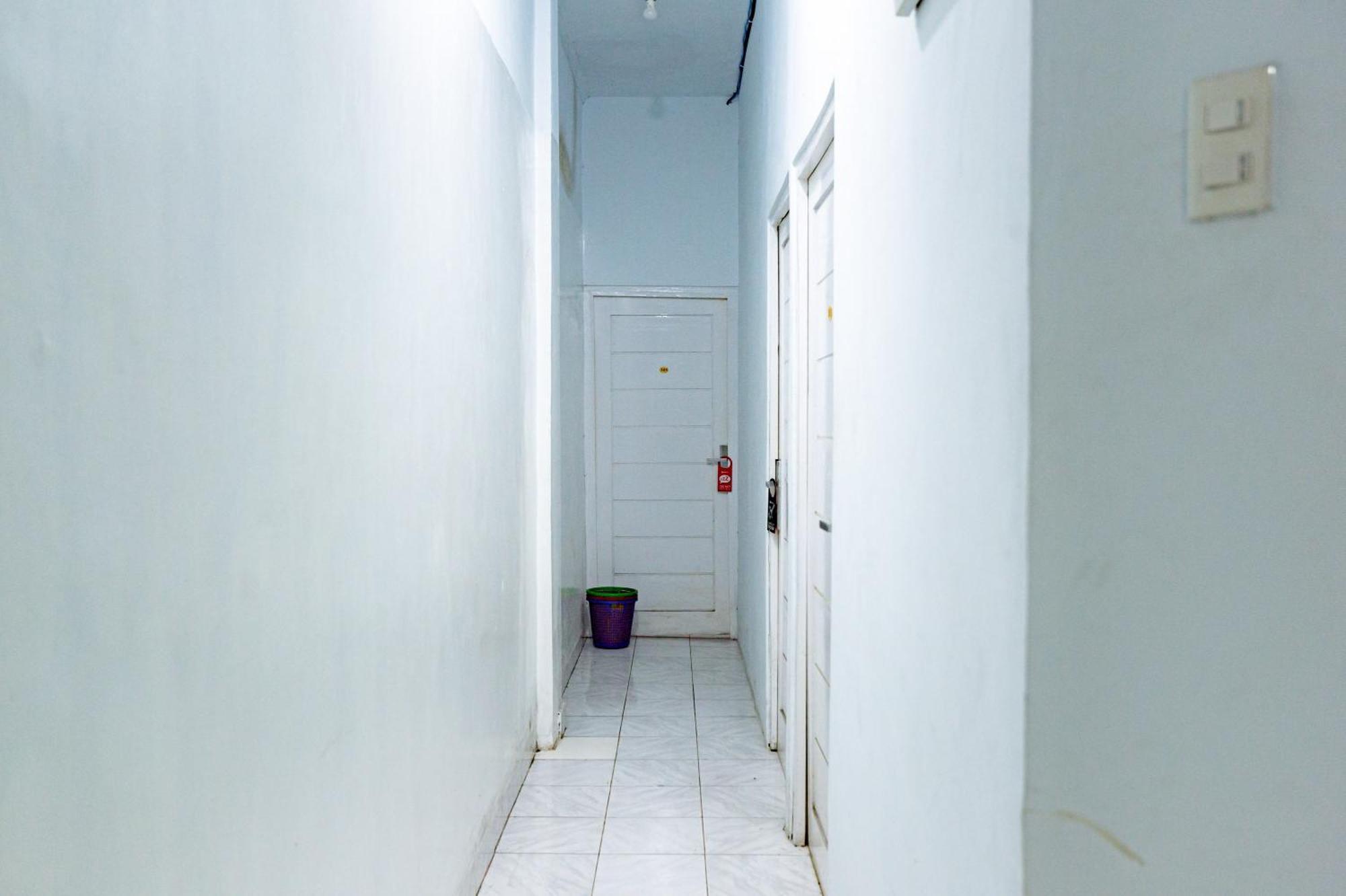 Reddoorz Near Rsud Dr Pringadi Medan 3 Hotel Exterior photo