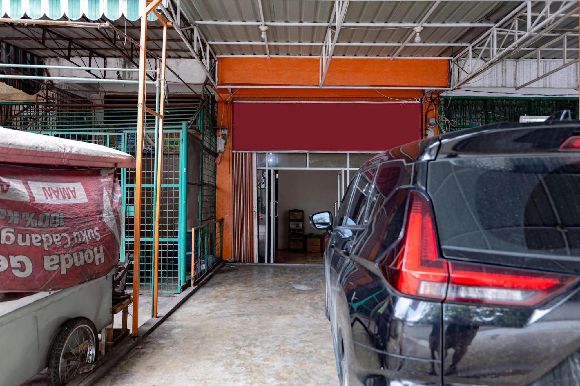 Reddoorz Near Rsud Dr Pringadi Medan 3 Hotel Exterior photo